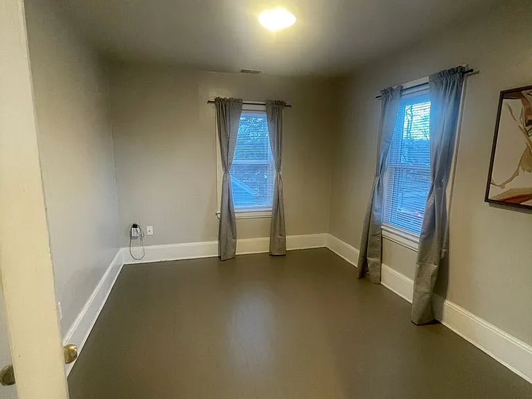 850 Fulton St W — Photo 10