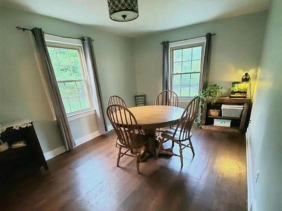 5th image of 646 Southlawn Dr