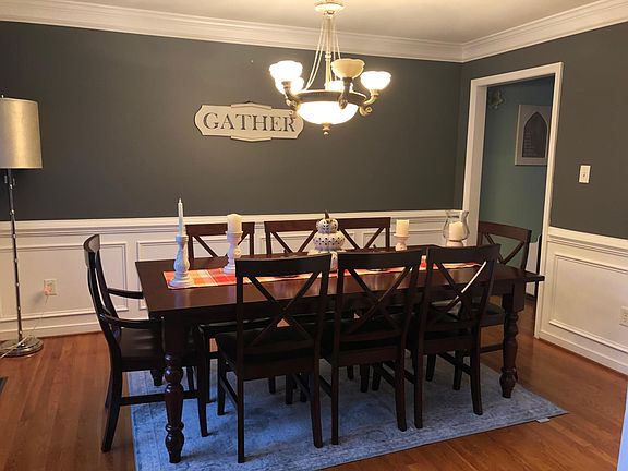 Formal dining room