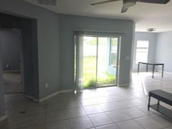 Additional Living Room