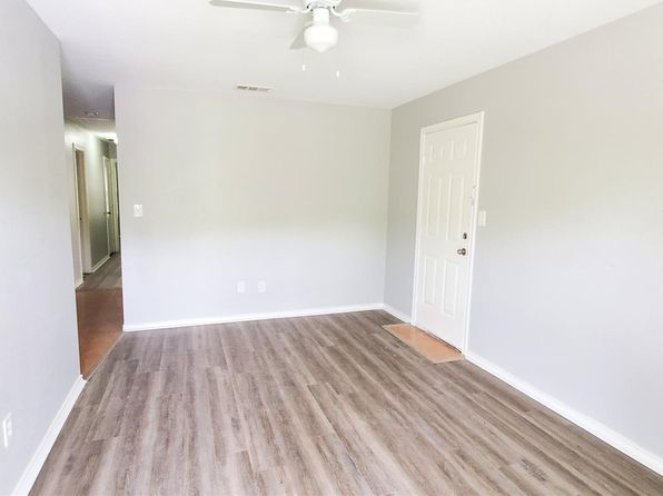 5213 Calloway St, Fort Worth, TX 76114
