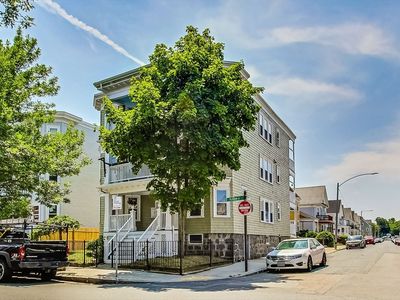 51 Florida St #3, Dorchester, MA, 02124