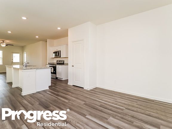 5th image of 7806 Highgreen Dr