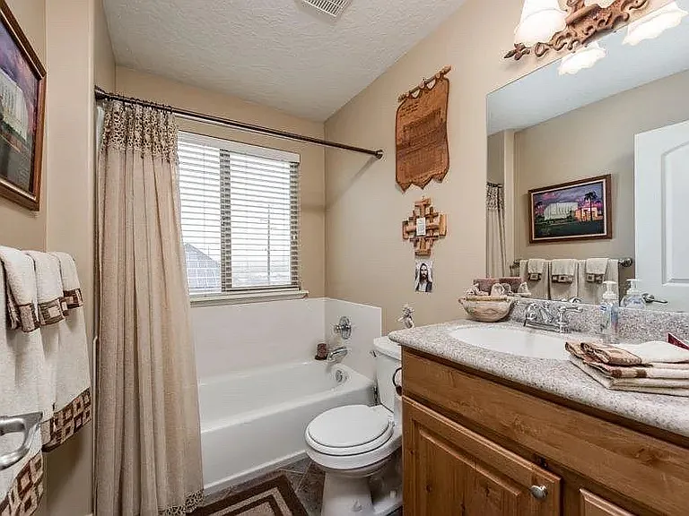 2296 S Hunter Dr — Photo 9