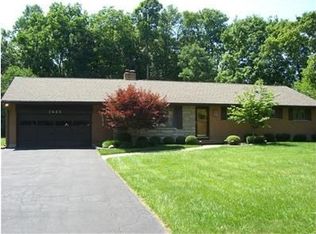 1443 Howell Rd, Beavercreek, OH 45434
