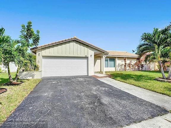3rd image of 2511 NW 98th Way