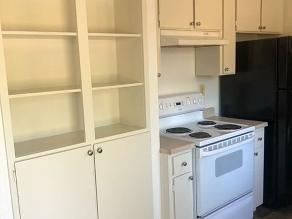 4th image of 1611-1613 Swarthout Ct #1611