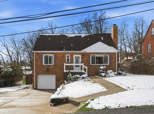 5386 Pennsylvania Ave S, Bethel Park, PA 15102