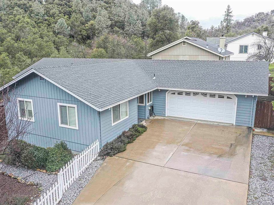 1st image of 471 Arbona Cir N