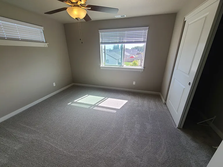 Upstairs bedroom #3