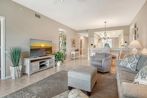 9641 Castle Point Dr #1215 — Photo 16