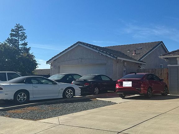 2nd image of 210 Acorn Ct