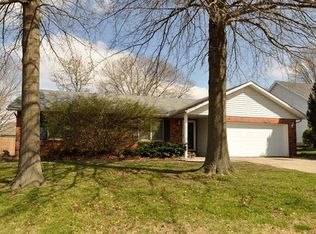 611 Eckert Ln, Columbia, IL 62236