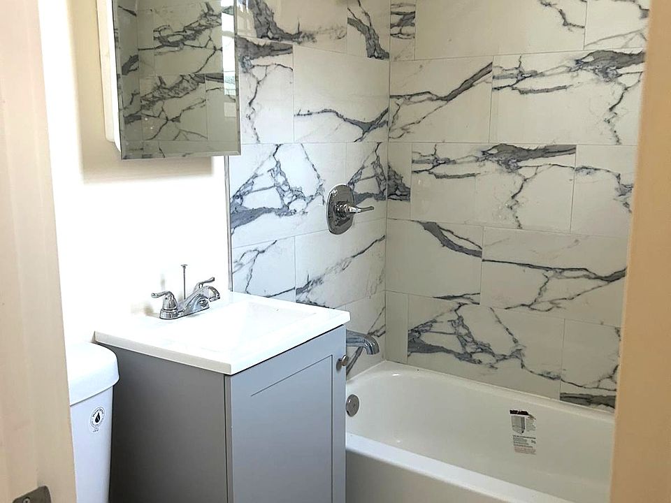 2nd image of 166 Palisade Ave #4A