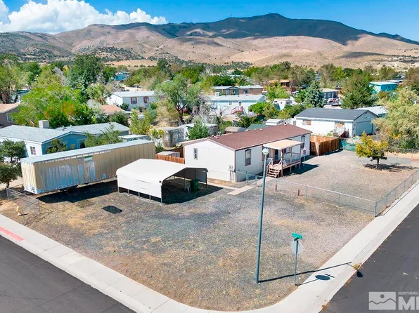 201 Garnet Cir, Mound House, NV 89706