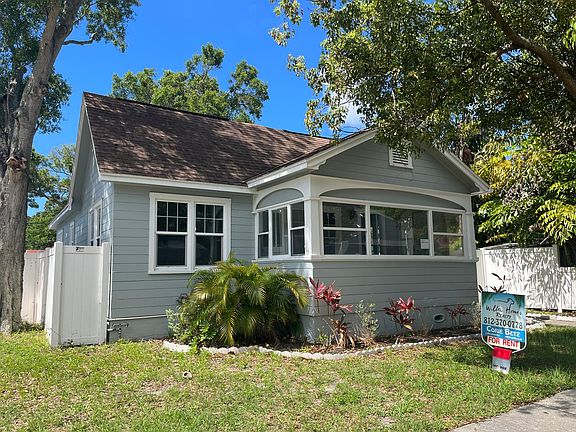 2nd image of 1136 19th Ave N