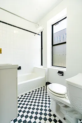 Rented by Compass | media 24