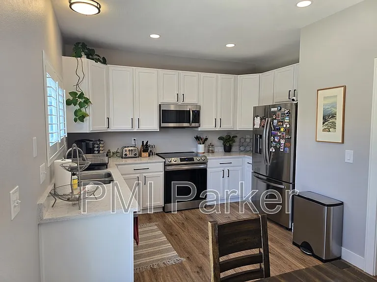 7311 S Mobile St — Photo 2