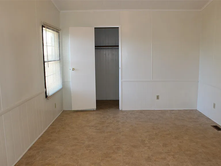 14111 S Green Hills Loop #B — Photo 8