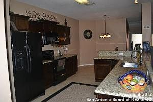 3rd image of 6501 Rosethorn Dr