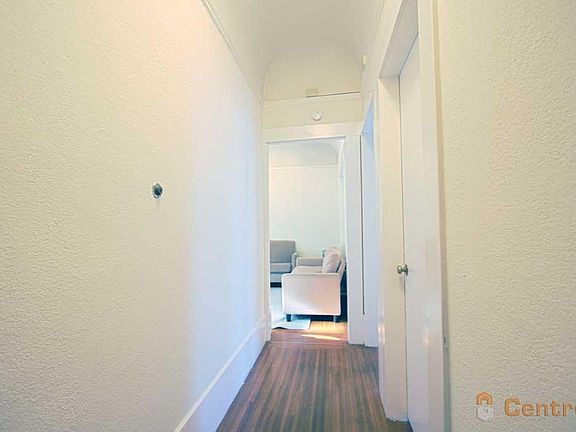 4th image of 1660 Sacramento St #12A