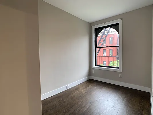 Rented by Tourma Realty LLC | media 11