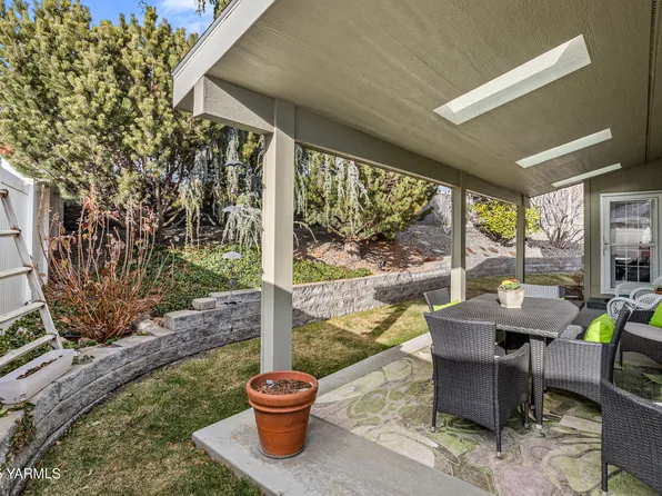 200 Bridle Way Unit 203, Yakima, WA 98901