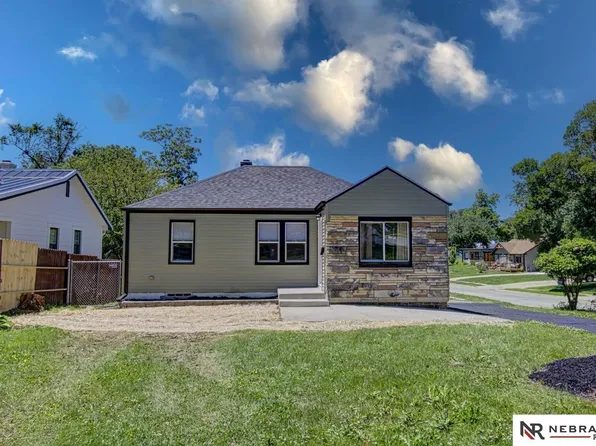 6002 S 40th St, Omaha, NE 68107