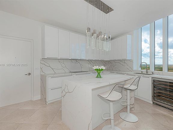 4th image of 16001 Collins Ave APT 4104