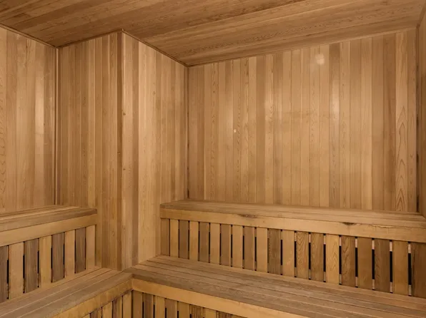 112-01 Queens Boulevard image 20 of 34