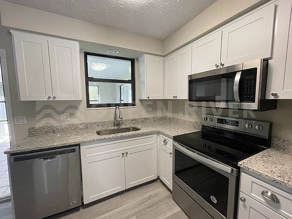 4th image of 614 Charles Carrol St