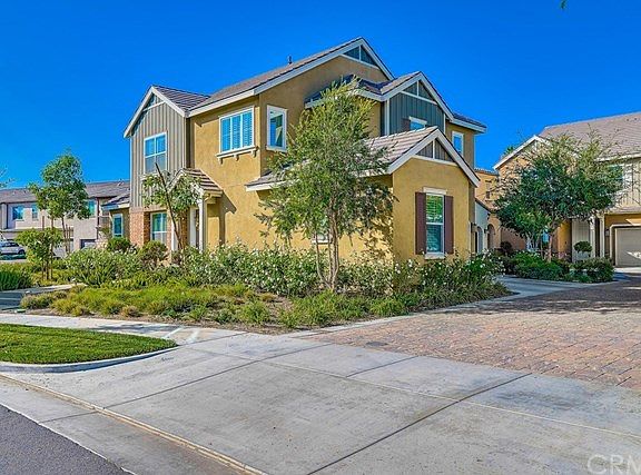 2nd image of 4154 S Cloverdale Way