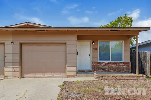 10069 Lincoln Village Dr Photo 1