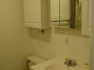 1303 S 6th St FLOOR 2, Philadelphia, PA 19147