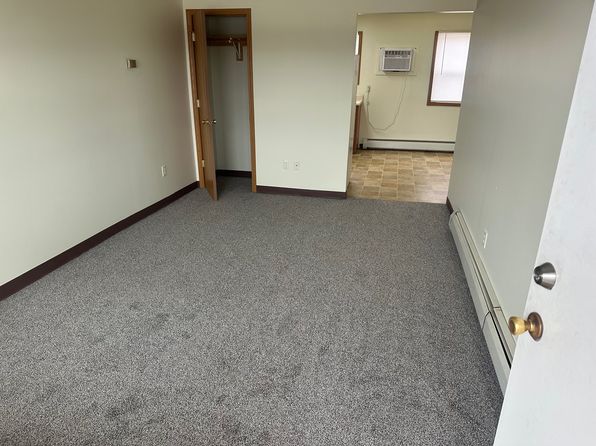 3750 Ridge Rd #2, Highland, IN 46322