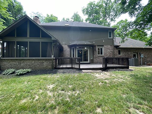 4th image of 6214 White Alder Ct