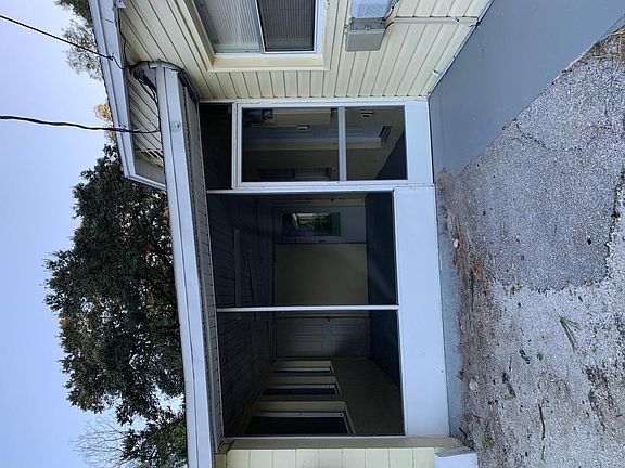 2nd image of 1156 47th St