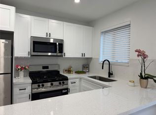 1901 NW 30th St APT 2, Miami, FL 33142