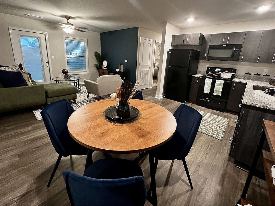 1st image of 101 Hamilton Park Cir #104CALEX