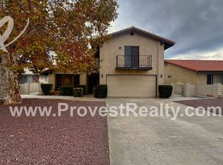 12845 Amberwood Ln, Victorville, CA 92395