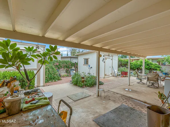 7324 E Random Ridge Dr, Tucson, AZ 85710