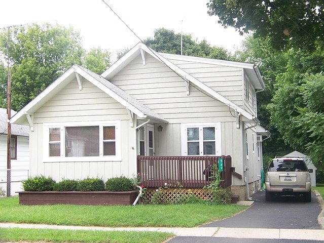 1st image of 527 E Judd St