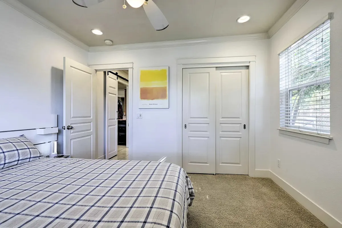 2 bed, 1400 sqft, $3,500 — Photo 3
