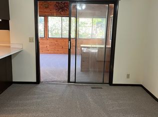 14028 Madison Cir, Omaha, NE 68137