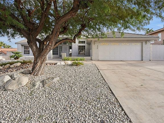 3rd image of 639 Marina Dr