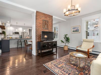 35 Waban St UNIT 35, Newton, MA, 02458