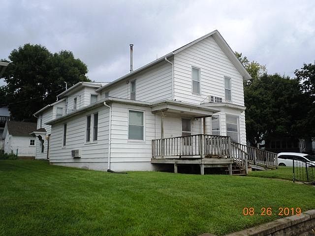 1st image of 617 E Erie St