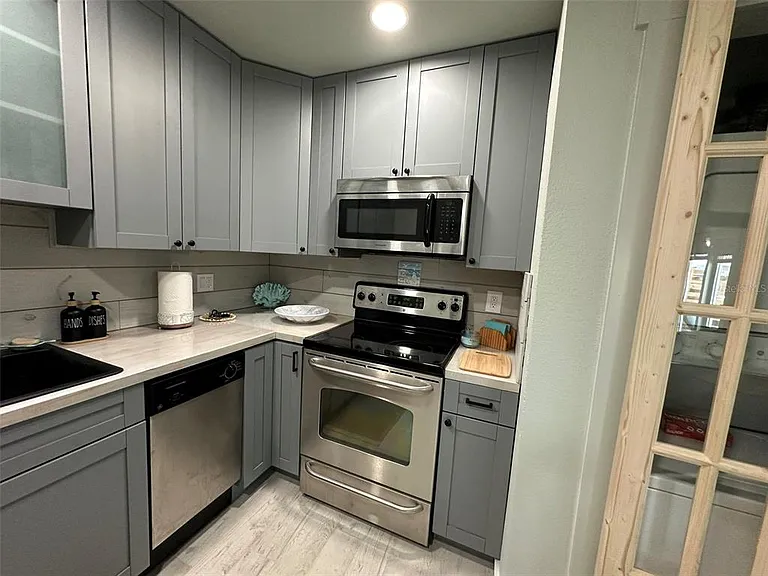 5006 Starfish Dr SE #A — Photo 7