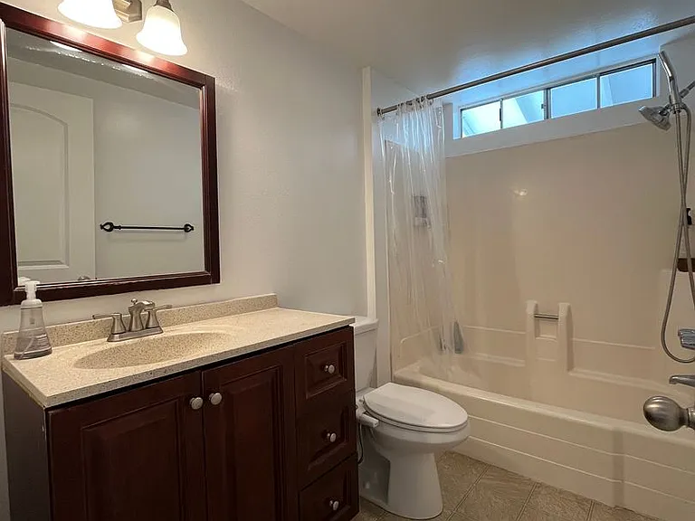 5710 Jumilla Ave #A — Photo 6
