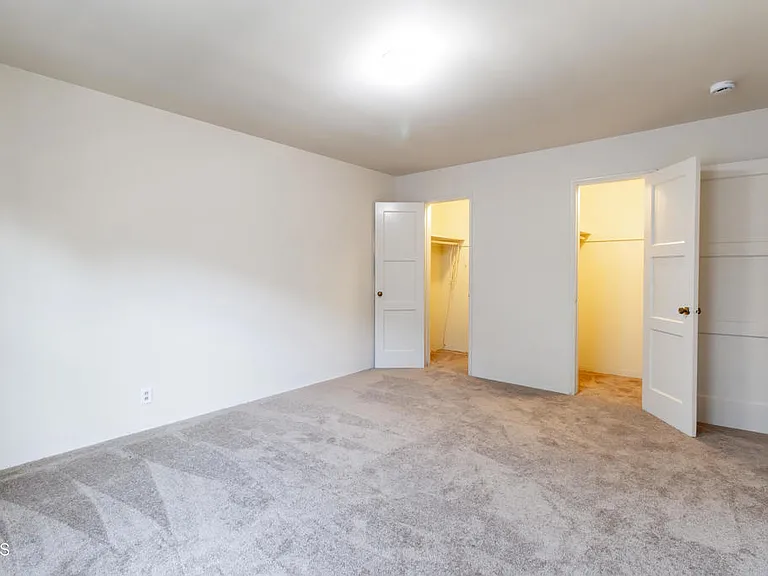 449 N Euclid Ave #H — Photo 11